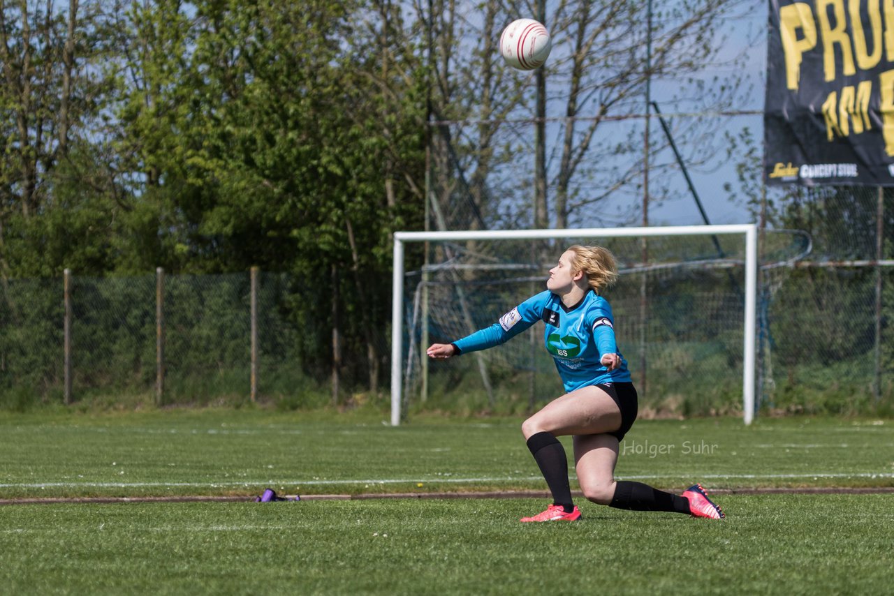 Bild 351 - Faustball Frauen Wiemersdorf